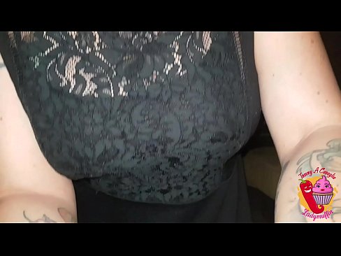 ❤️ Šuchtavá nevlastná sestra mu dáva orál a španielčinu Super porno na nás ❤